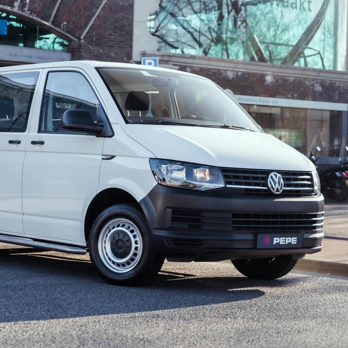 Professionele bedrijfsbus Volkswagen mobiliteitsoplossingen in Roosendaal