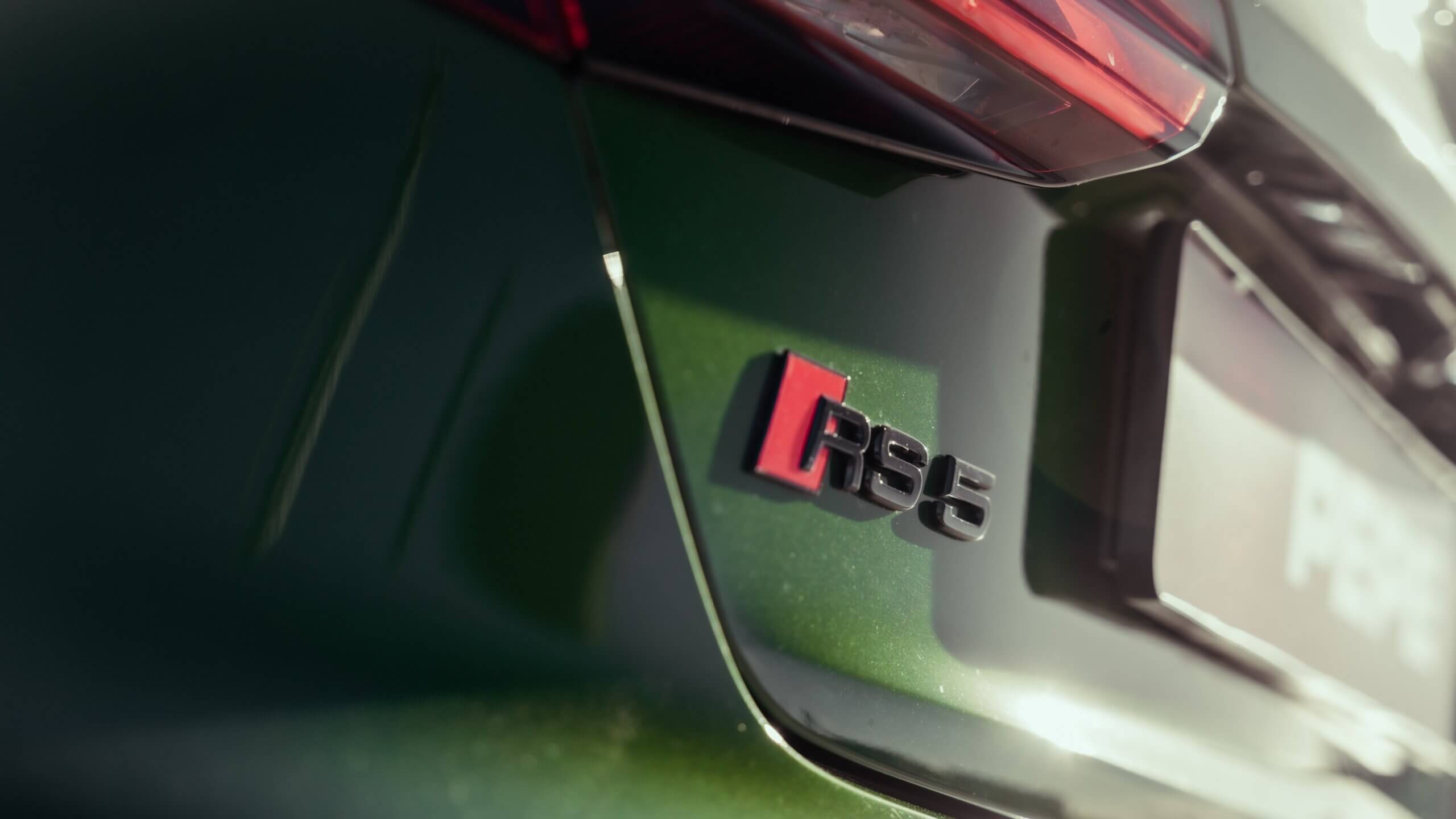 Luxe Audi mobiliteitsoplossingen op maat voor zakelijke klanten in omgeving Roosendaal
